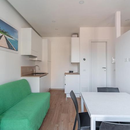 Cimiano Suite 21, New Apartment 米兰 外观 照片
